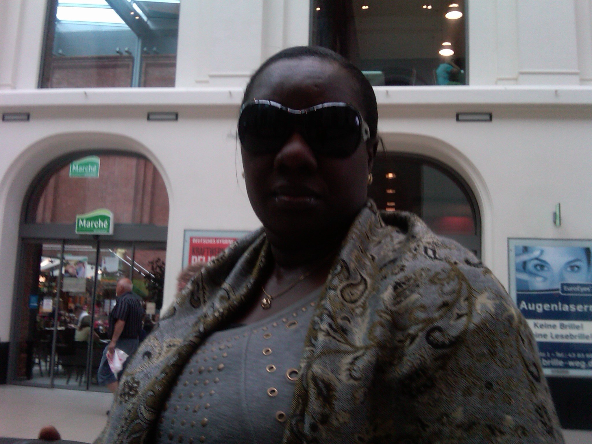 ENTREPRENEUR AND A BLOGGER