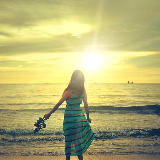 living in Florida— sharing and appreciating anything summer and beach just for you ☀️ DM and Tag us in your topical vacations 😍