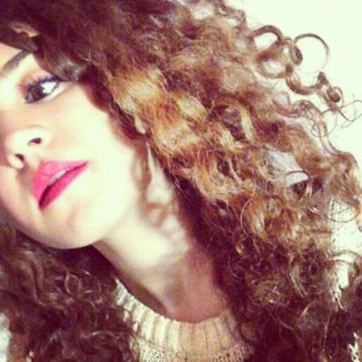 ozlemasilyurt's profile picture. tipik ikizler işte ne kadar dengeliyim sen düşün artık :D