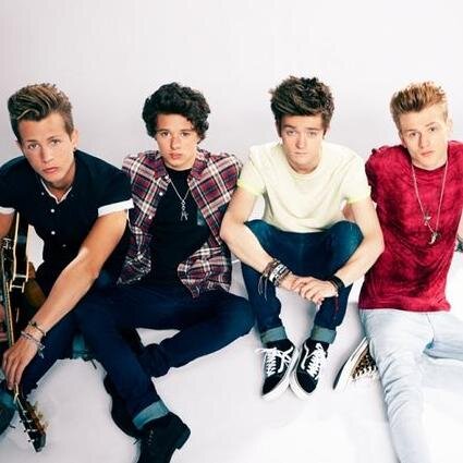 se mi ami scrivilo nel cielo ! @MIKAofficial
@TheVampsband @Thevamps