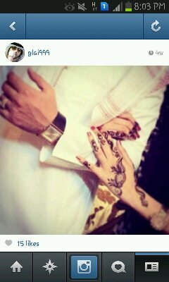 ‏‏‏‏طيوبه وحنونه وبنفس الوقت حساسه وزعوله أحب أكون شي مميز بحياة كل اللي حولي ..ولاكن فقدت كثيرين!!!،