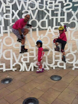 Amante de mis hijos Tristán y Pandora, de las bicis, los patines, el esquí y de mi pueblo, Villanúa.