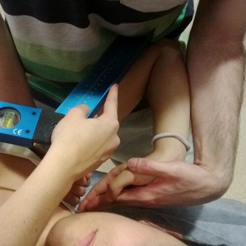 Fisioterapeuta formado en Terapia Manual. Neurodinámica, Acreditado McKenzie MDT, y Mulligan Inferior (B+Av) Cóctel de fisioterapia y videojuegos