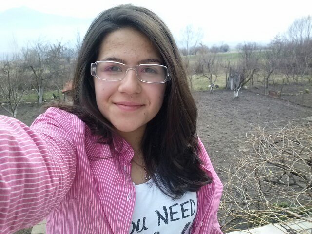 Hii, 14 years old, Directioner and Dreamer ♡        Love reading and can't live without music ♡