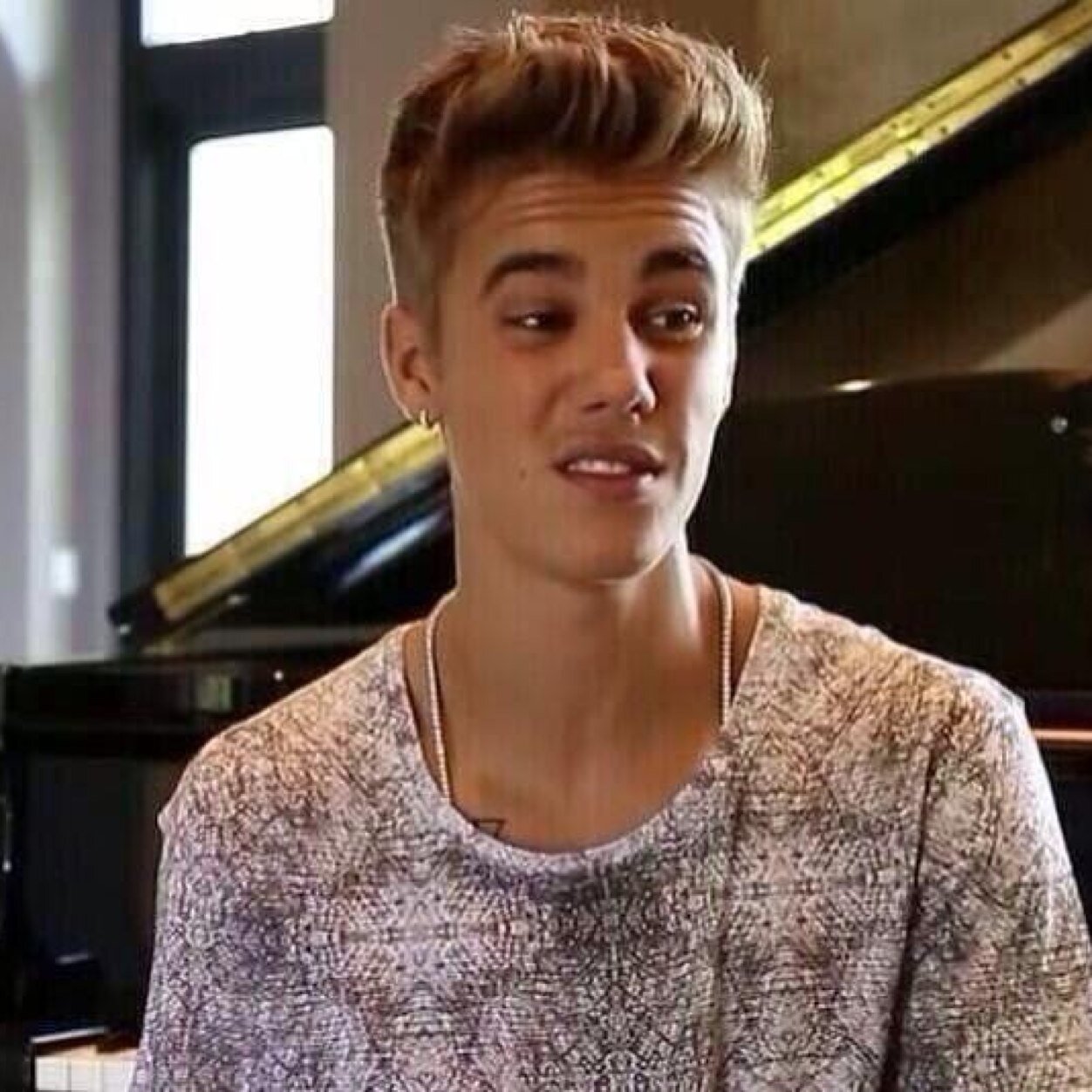 My love pours out to the ones who have been there since the beginning. I will forever be grateful. Justin Bieber is the strongest, most compassionate idol ♛