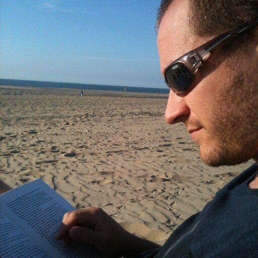 @VirtualPlayNL indie gamedev/streamer, musician @byBenStephen, AI, teach university @HvA, 3D artist, camera, editor, actor, 3D-printing, space geek, volleyball