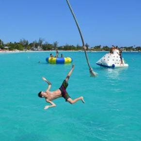 TheBoatyardBdos's profile picture. Adventure,beach,caribbean,restaurant & fun activities. Best beach, tropical cocktails, great food, friendly people & live music. Paridise found.