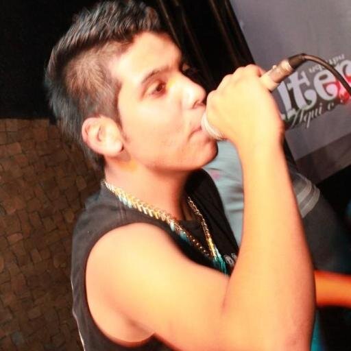 O Rap é minha Vida, o breck e Minha dança, Hip Hop é o movimento que aprendi desde criança..