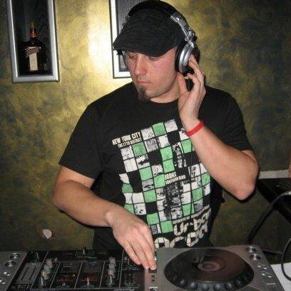 MrDannyV's profile picture. DJ and deep house music lover