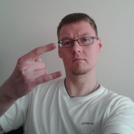 \m/etalhead, ma postawę lekko niefrasobliwego filozofa z lekką dozą fantazji ;)