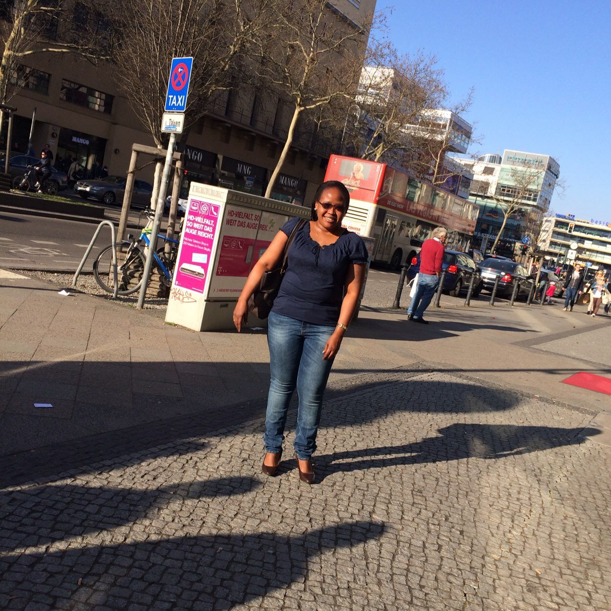 Passionate Team Leader in Hospitality Industry.Trainer, strategist,anti- FGM crusader,philanthropist,Student & Loves God.