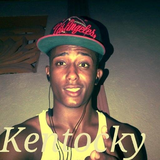 *-* :D Me Gusta La Chercha Y El Coro  Y 
Sero DeMaGogO :P *-* #MaQue FeO