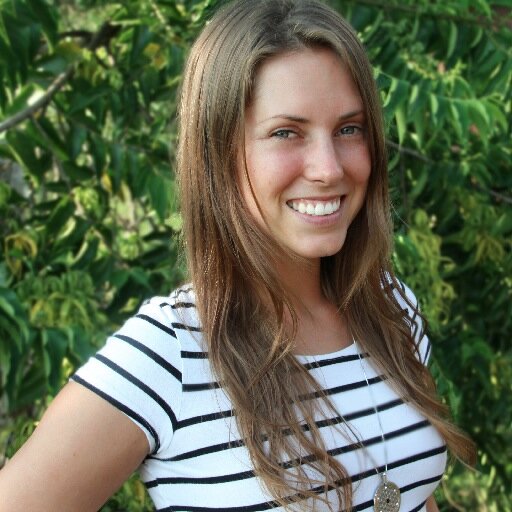 Holistic Health Coach, Artist, Phitographer, Fruit Lover, Gluten-Free Raw Vegan, Sun Goddess, Traveller