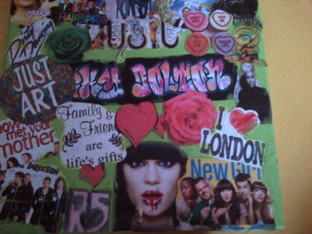 beckyb2000's profile picture. 