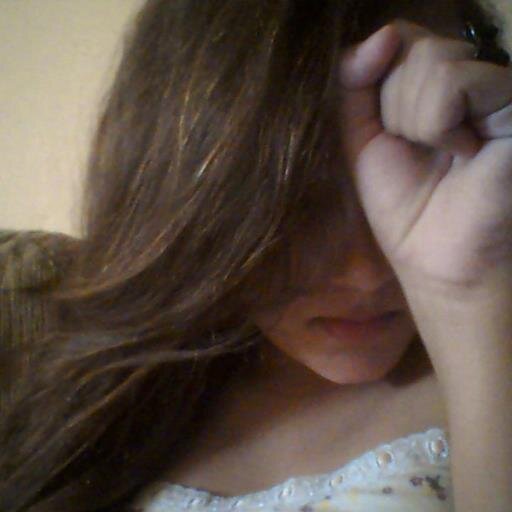 Uma futura One Less Lonely Girl...