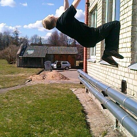 arnijszz's profile picture. 