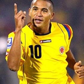 Si apoyas al mejor #10 de Colombia #MacnellyTorres únete a esta cuenta !