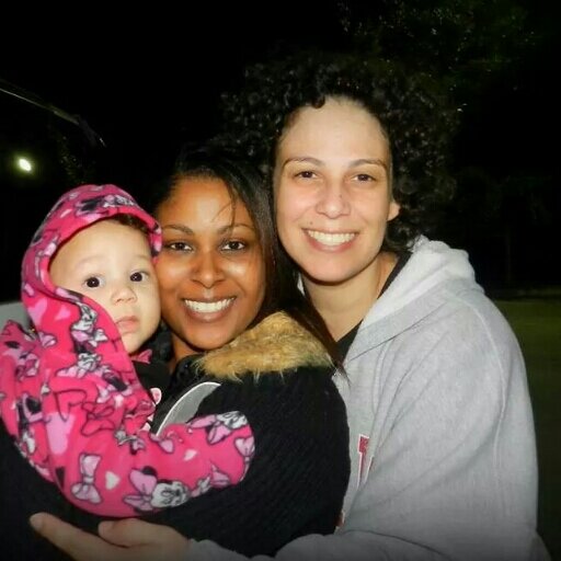 yaneth323's profile picture. 