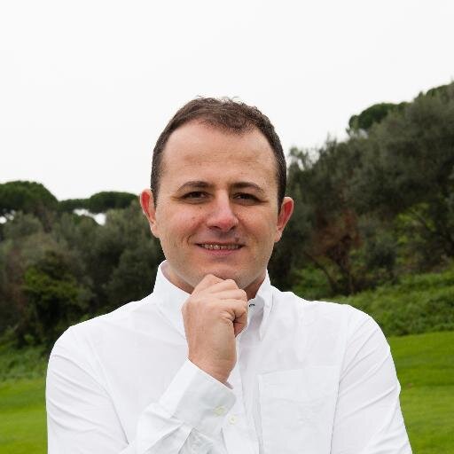 Innamorato del web e della vita https://t.co/ckUj47Sa5J