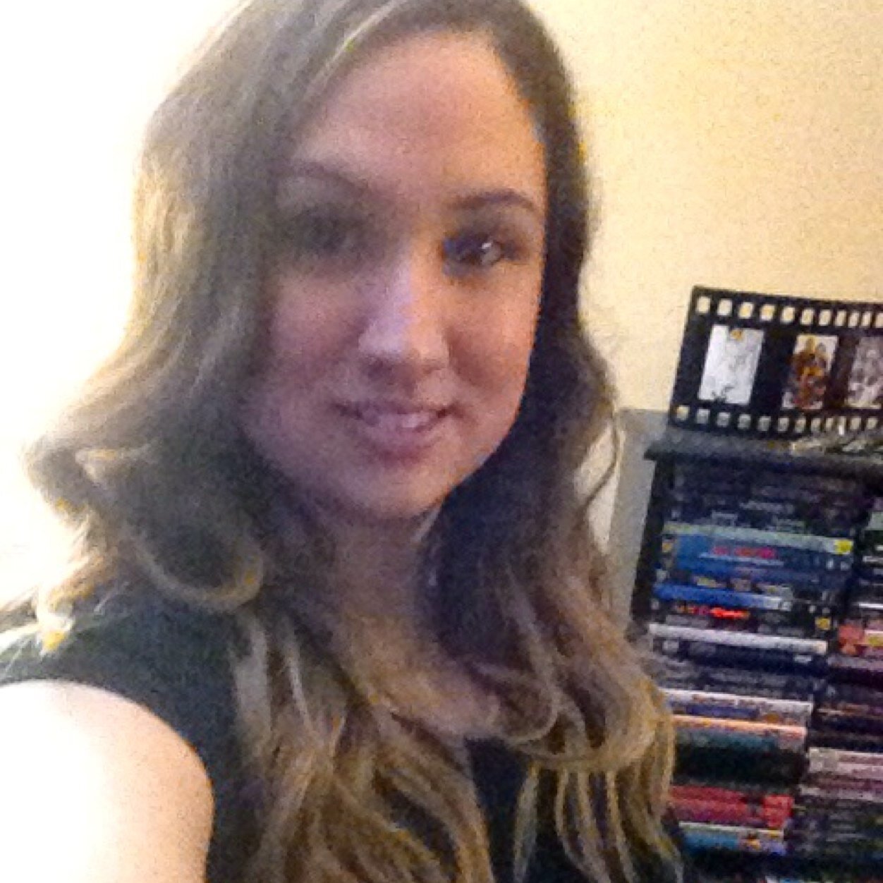 ColleenSantos23's profile picture. 