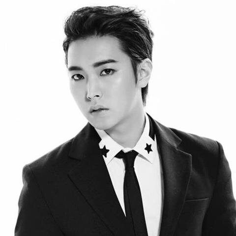 An int'l fanbase for SUNGMIN! ELF & Pumpkins, do follow us and show your love & support. Part of @OurLovesForSJ family! Spread the love! :D Admins A, L & M ~