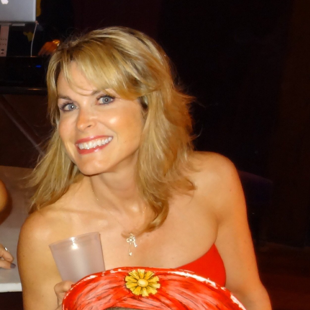 edebb's profile picture. 