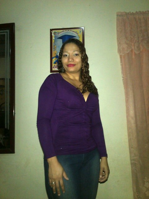 milagrobandeira's profile picture. Dios te dio una vida asi que sacale el jugo se feliz