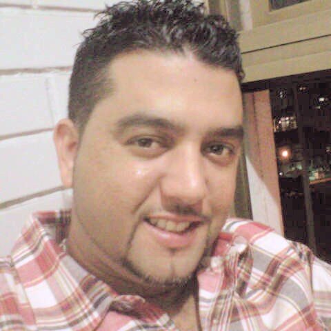 dedicado,persistente,precavido,fiable,orgulloso y exigente..lucho por lo que deseo con todas mis fuerzas...sin sacrificios no hay premio.. si caigo me levanto..