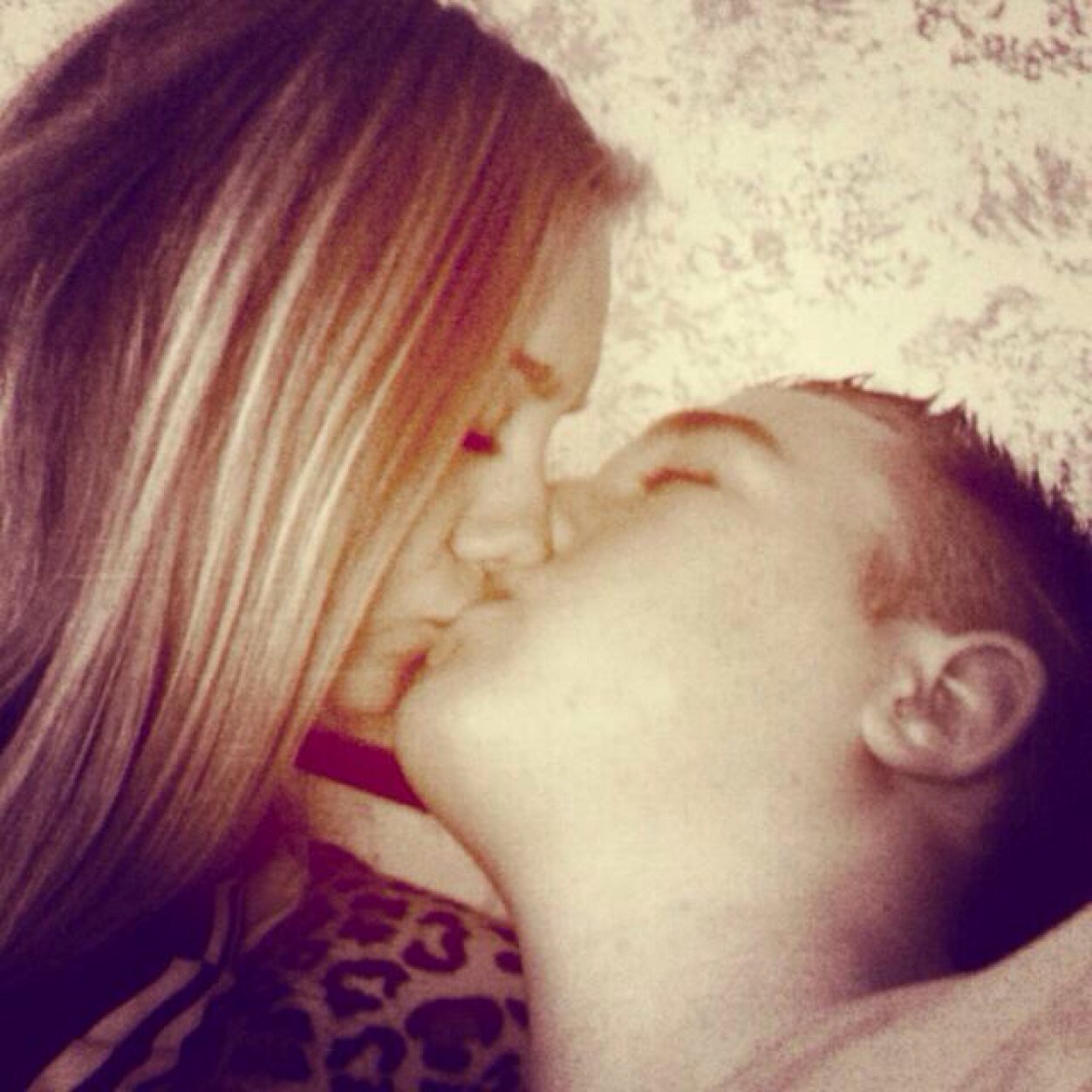 Schatjeee, i love youuu! Me alles, me mannetje voor altijd. Dikke kus je meisjee ❤️❤️