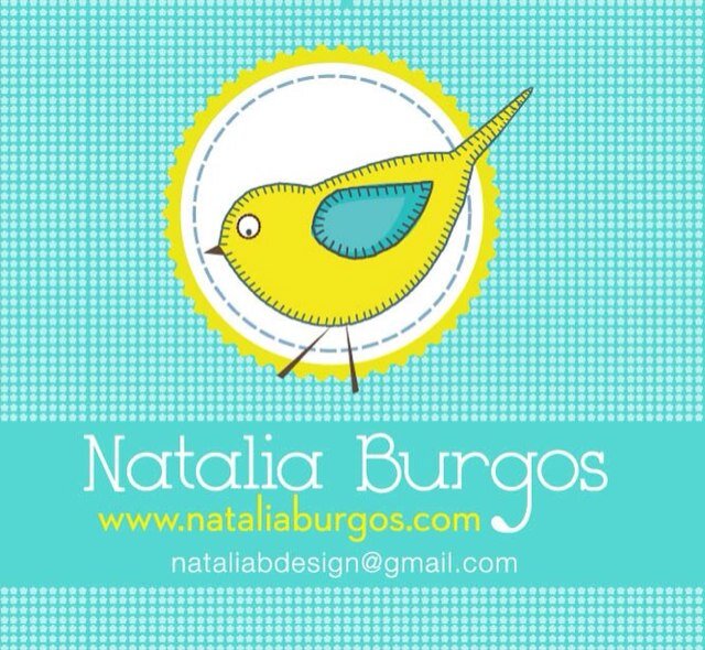 Diseñadora Gráfica, con un gran amor por la escritura e ilustración de cuentos infantiles .