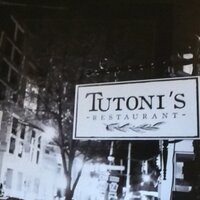 Tutoni's (@tutonisyork) 's Twitter Profile
