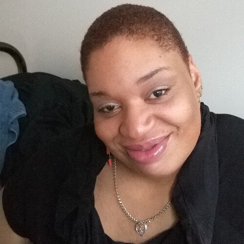 Co/host of t&t life beat radio on http://t.co/aCptKwg3QN. Wife, daughter, sister, aunt , cousin and expected mommy due Oct,30,2014