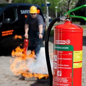 Safety First Brandbeveiliging,
Voor al uw Brandveiligheids voorzieningen , BHV Trainingen,jaarlijks onderhoud en  verkoop van Blus- Preventie middelen.
