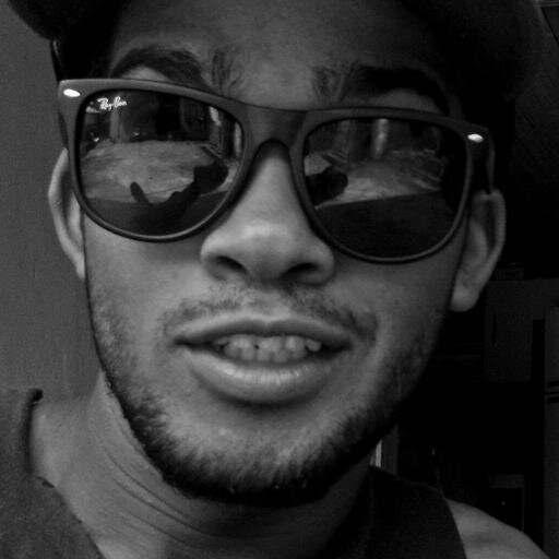 olho voçê, siGo voçê, sabe porque? porque amo voçê | s2 || EU TI AMO, por: ❥ @Sarcastic_Giirl  ♥