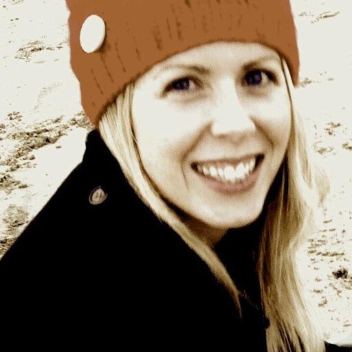 gemteague's profile picture. Owner of beautiful blankets. Mother of beautiful beings Ruby, Jago & Bella the dog!