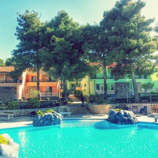 Complex Ville Matilde in Vodice offers two types of apartments: A, 4+2 & B, 2+2, located in the shade of pine trees, and surrounded by mediterranean vegetation