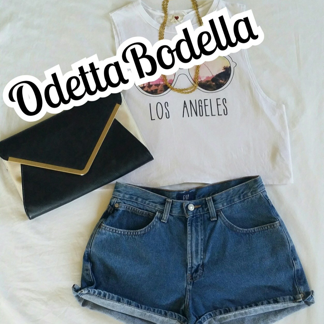 OdettaBodella, is a online fashion store bringing the trendiest, one of a kind clothing & accessories to our fun and fabulous customers.