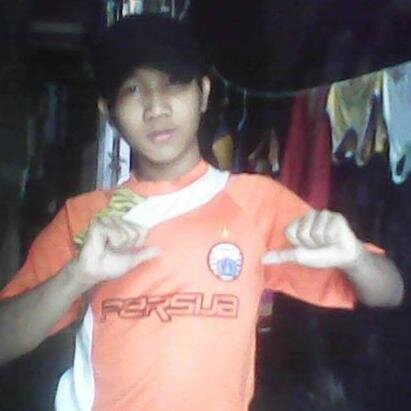 aku pengen ngebahagiain orangtua ku :)