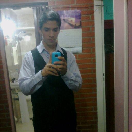 No confíes en nadie, recuerda que el diablo también fue un ángel