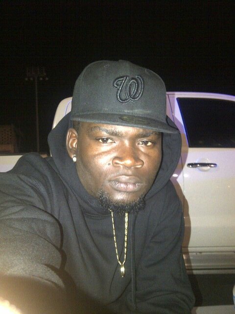 Bb pin 281cc38e. Add me if u want too. bigdaddy-001@hotmail.com. julianweekes38@yahoo.com
