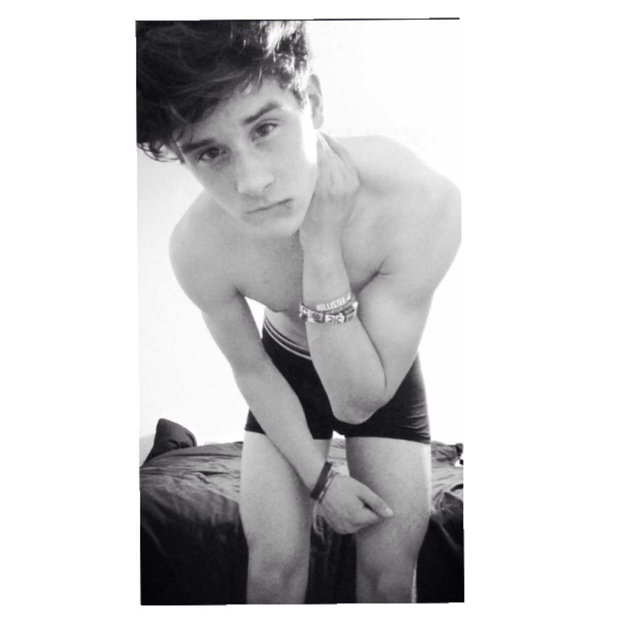 Ask me on ask ;) Snapchat me: jamie-robinsons Followforfollow, same applies with instagram _____jamie____________