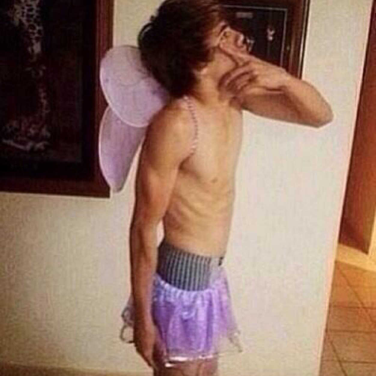 olddirtycomics's profile picture. PLEASE FOLLOW @sublimeftzayn