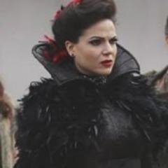 adoptive mother to henry and mayor of storybrooke taken by my love @EmmaSwan_1