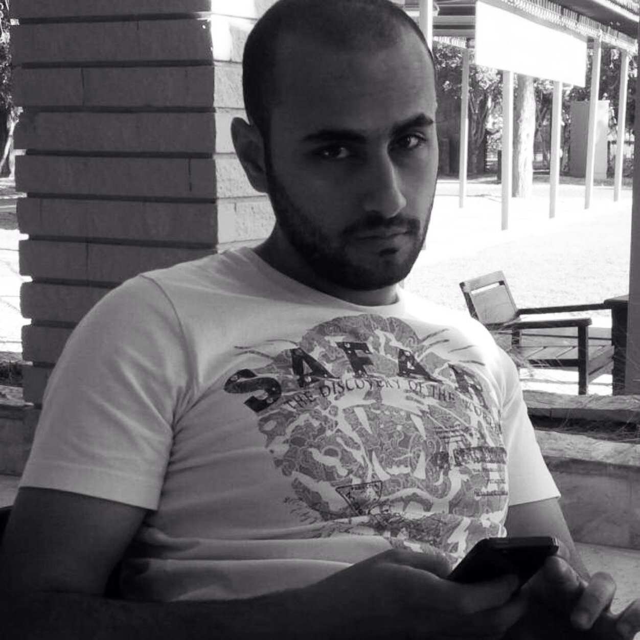 Egyptian, Electrical Engineer works and lives in Dubai. 🇪🇬🦅💪🏼❤️ مصر جاءت اولا ثم جاء التاريخ.