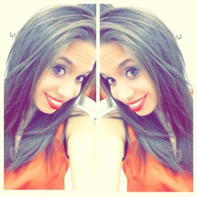 É meu amor,20 anos. Você cresceu tão rápido. O garotinho está virando um homem.. E eu aqui,chorando por não poder te abraçar nesse dia tão especial pra você! S2