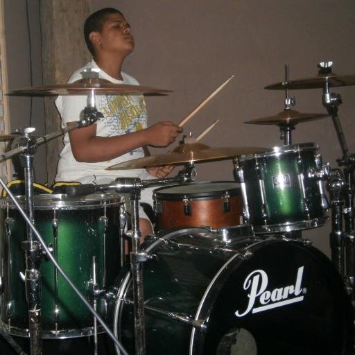 Baterista, filho do Deus altíssimo / Drummer, son of the Most High God!