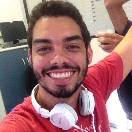 Desenvolvedor Front-End e Sanfoneiro