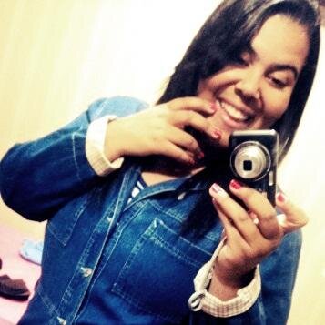 Alegre, carinhosa ... Família & amigos, amoo s2 & Adoradora ... amo fazer isso, Adorar ao meu #Deus! 
Jesus, meu guia é, amigo e protetor  ♪  s22' *-*