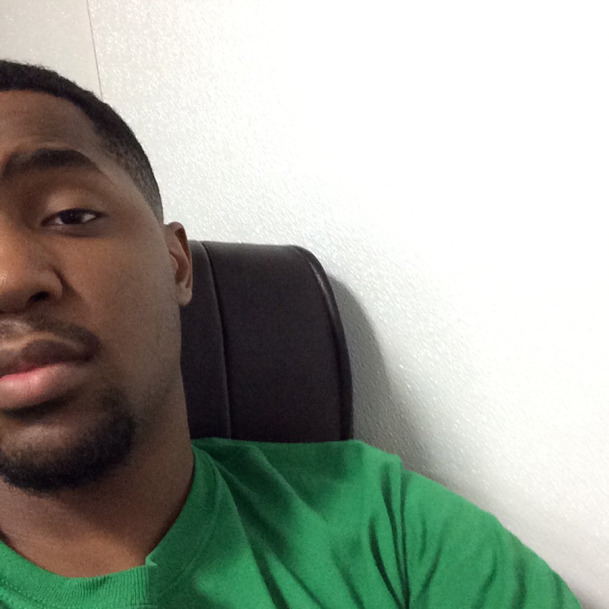 x_terrel's profile picture. 