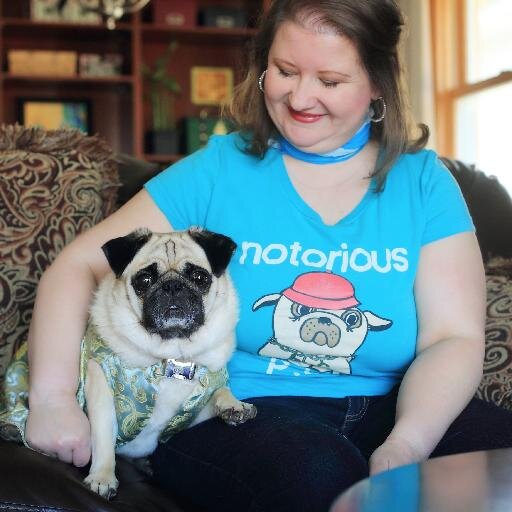 M.O.M. for @ZacharyTinkle racing, pug-crazy author, pet fashionologist, pet-themed designer & wife to @Brad_Tinkle